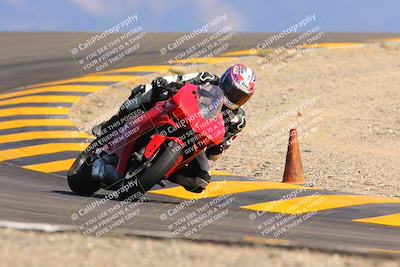 media/Oct-09-2022-SoCal Trackdays (Sun) [[95640aeeb6]]/Turn 12 (140pm)/